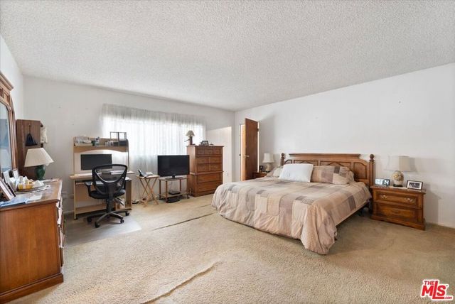 4827 W 134th Street, Hawthorne, CA 90250