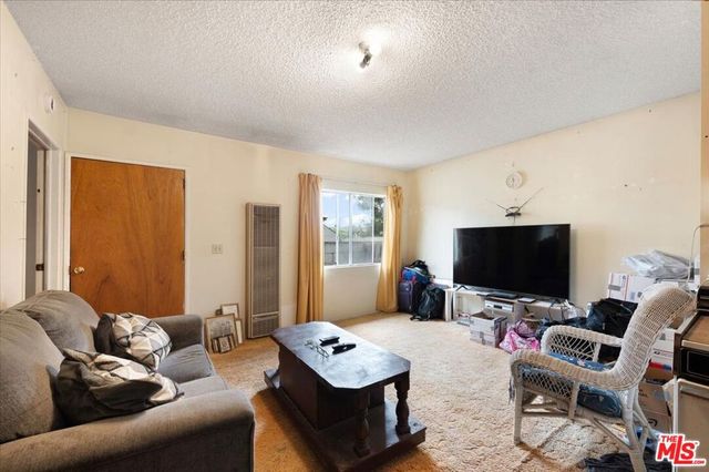4827 W 134th Street, Hawthorne, CA 90250