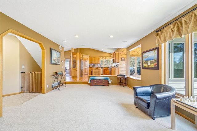 488 139th Lane NW, Andover, MN 55304