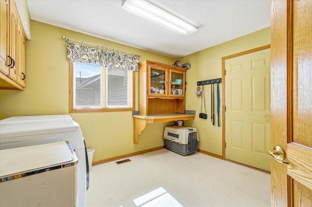 488 139th Lane NW, Andover, MN 55304