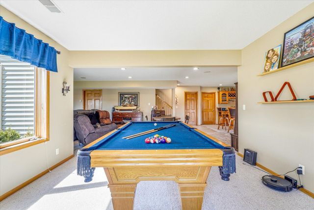 488 139th Lane NW, Andover, MN 55304