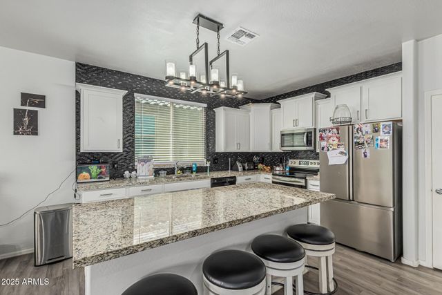 21561 W ASHLEIGH MARIE Street, Buckeye, AZ 85326