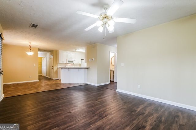 865 Simon Ive Drive, Lawrenceville, GA 30045