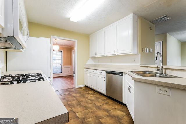 865 Simon Ive Drive, Lawrenceville, GA 30045