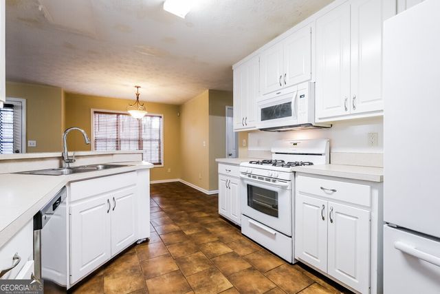 865 Simon Ive Drive, Lawrenceville, GA 30045