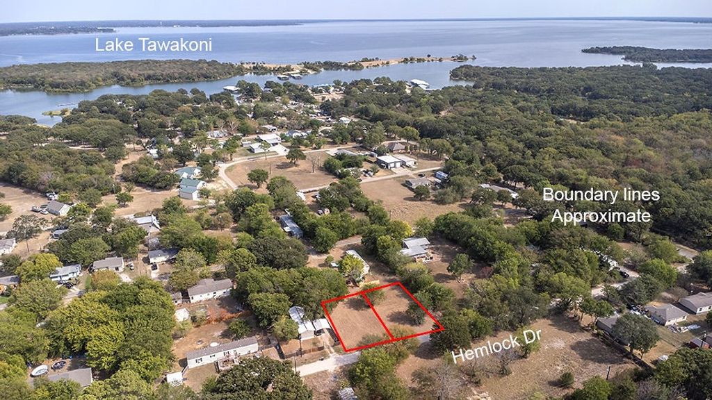 1012 Hemlock Drive, West Tawakoni, TX 75474