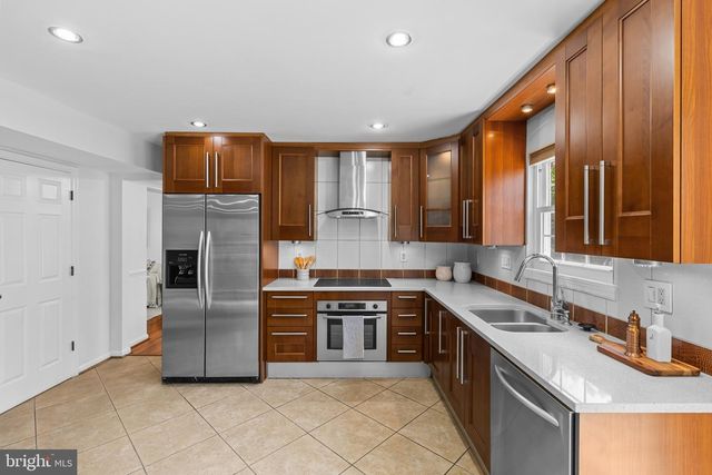 3515 WOODGATE CT, Ellicott City, MD 21042