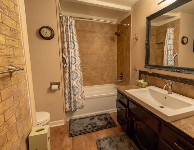 502 County Road 2610, Bonham, TX 75418