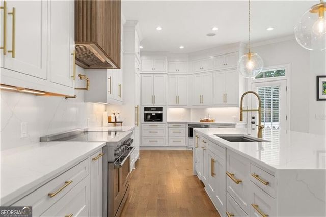 955 Tiverton Lane, Johns Creek, GA 30022