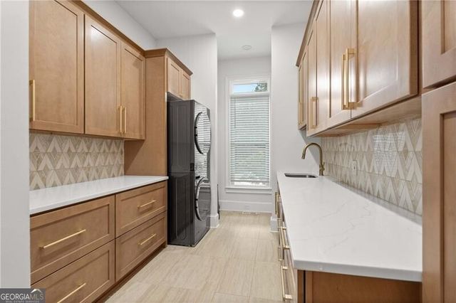 955 Tiverton Lane, Johns Creek, GA 30022