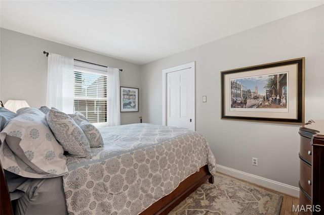 36 Southridge Court, Glendale, MO 63122