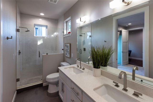 2016 N Fitzhugh Avenue 101, Dallas, TX 75204