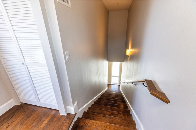 2016 N Fitzhugh Avenue 101, Dallas, TX 75204