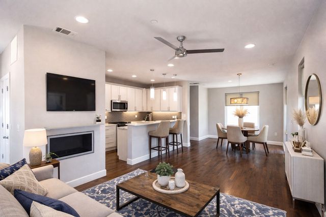 2016 N Fitzhugh Avenue 101, Dallas, TX 75204