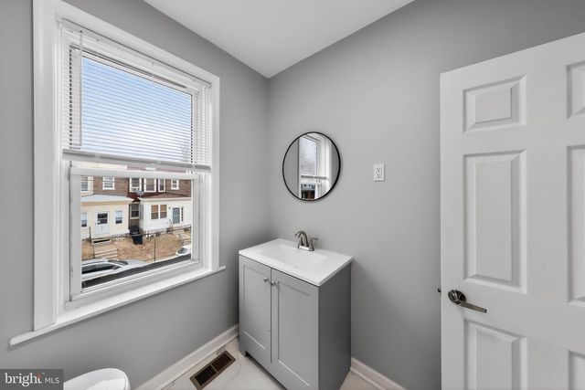 2504 N JEFFERSON ST, Wilmington, DE 19802