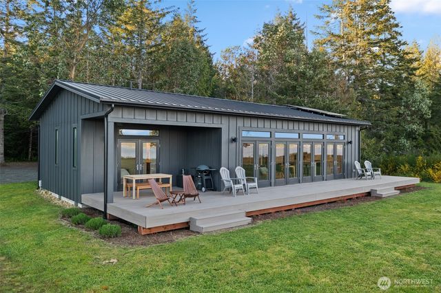 346 Buena Vista Way, Brinnon, WA 98320