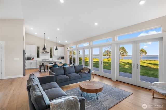 346 Buena Vista Way, Brinnon, WA 98320