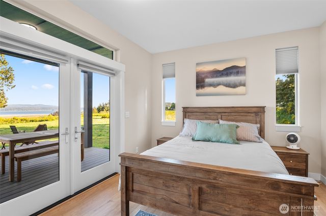 346 Buena Vista Way, Brinnon, WA 98320