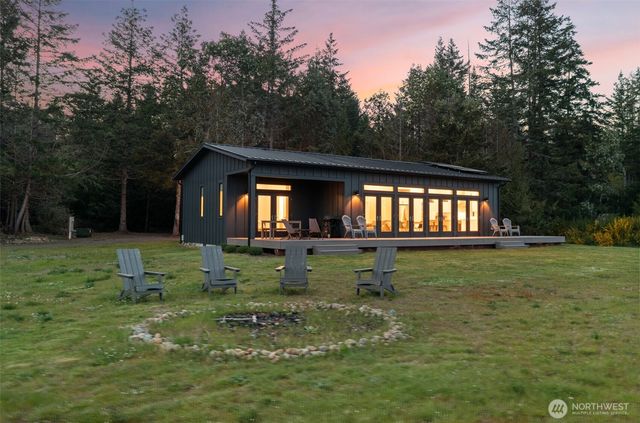 346 Buena Vista Way, Brinnon, WA 98320