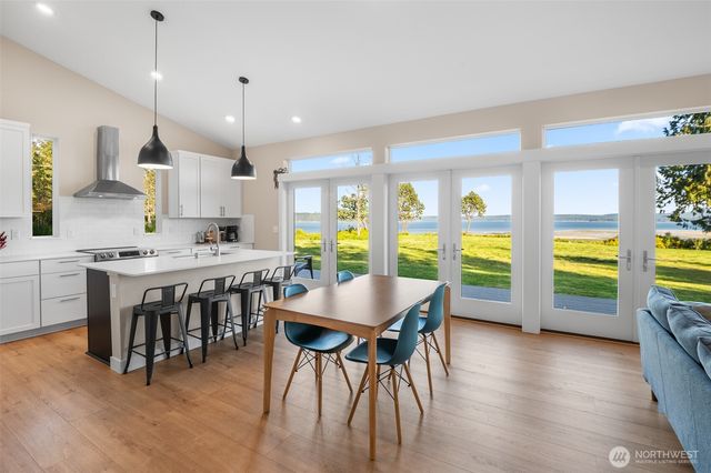 346 Buena Vista Way, Brinnon, WA 98320