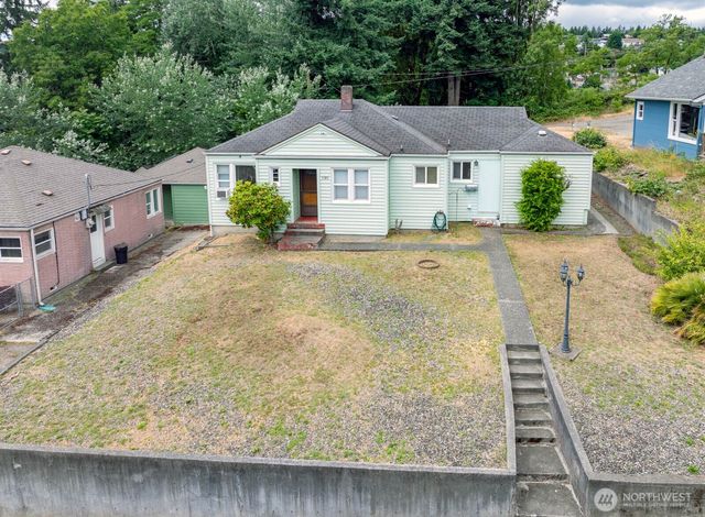 1121 Dill Way W, Bremerton, WA 98312