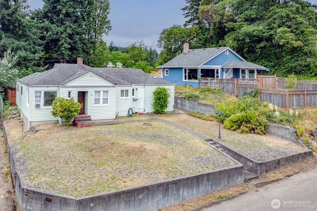 1121 Dill Way W, Bremerton, WA 98312