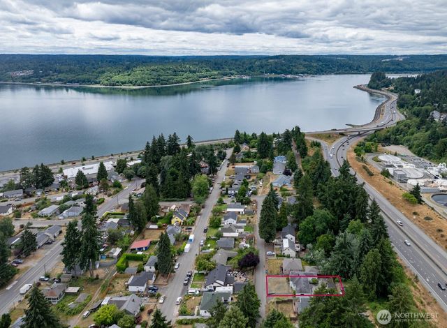 1121 Dill Way W, Bremerton, WA 98312