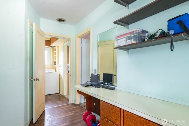 1121 Dill Way W, Bremerton, WA 98312