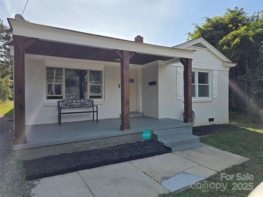 169 East Lacy Street, Chester, SC 29706