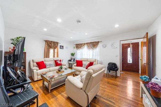 720 Charles St, South Amboy City, NJ 08879