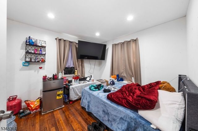 720 Charles St, South Amboy City, NJ 08879