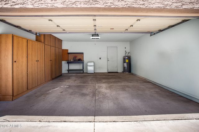 9716 W TONTO Lane, Peoria, AZ 85382