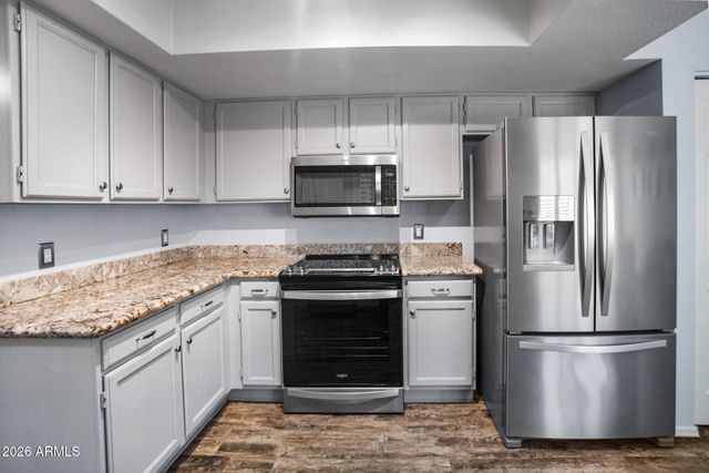 9716 W TONTO Lane, Peoria, AZ 85382