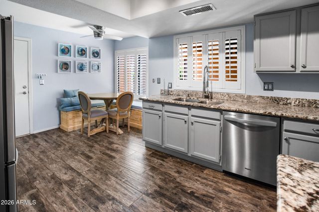 9716 W TONTO Lane, Peoria, AZ 85382