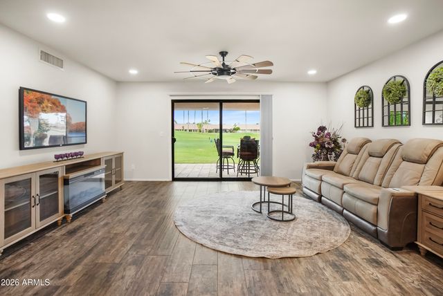 9716 W TONTO Lane, Peoria, AZ 85382