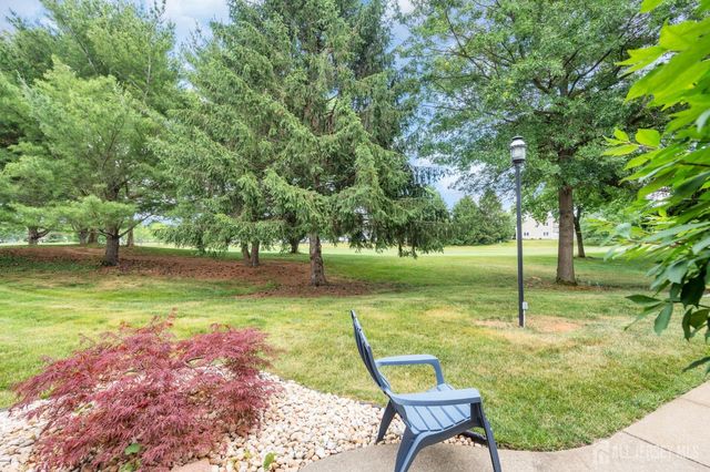 90 Winthrop Road, Monroe, NJ 08831