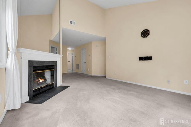 90 Winthrop Road, Monroe, NJ 08831