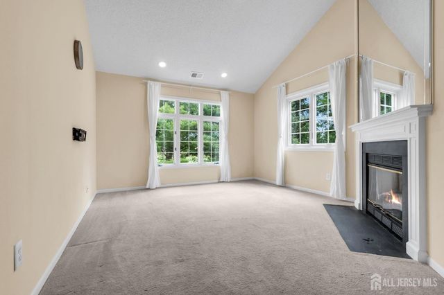 90 Winthrop Road, Monroe, NJ 08831
