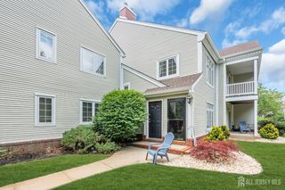 90 Winthrop Road, Monroe, NJ 08831
