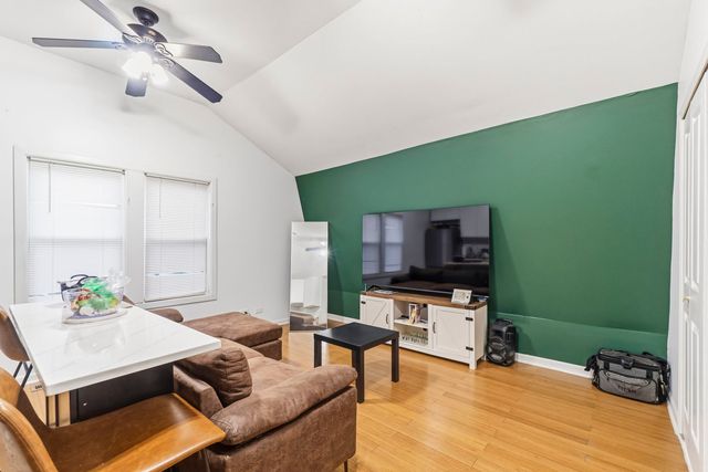 7709 W ADDISON Street, Chicago, IL 60634