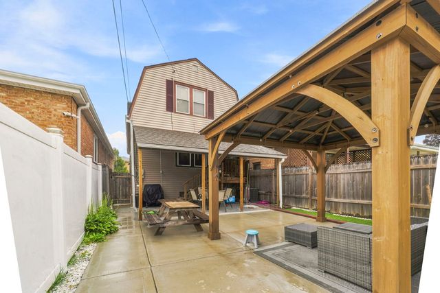 7709 W ADDISON Street, Chicago, IL 60634