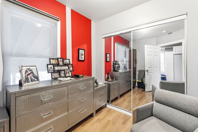 7709 W ADDISON Street, Chicago, IL 60634