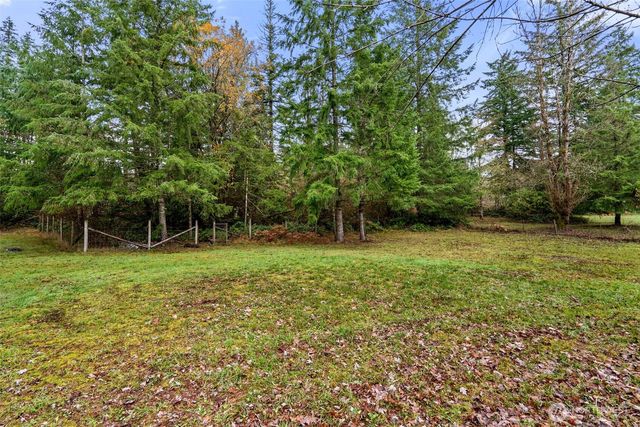 7340 127th Avenue SW, Olympia, WA 98512