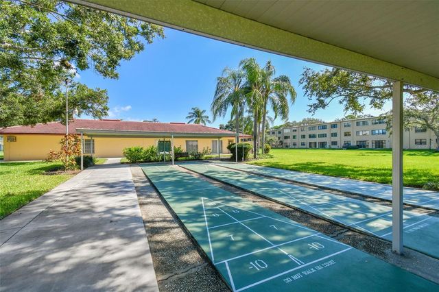 4885 1ST STREET NE 203, St Petersburg, FL 33703