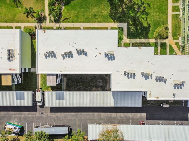 4885 1ST STREET NE 203, St Petersburg, FL 33703