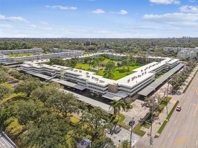 4885 1ST STREET NE 203, St Petersburg, FL 33703