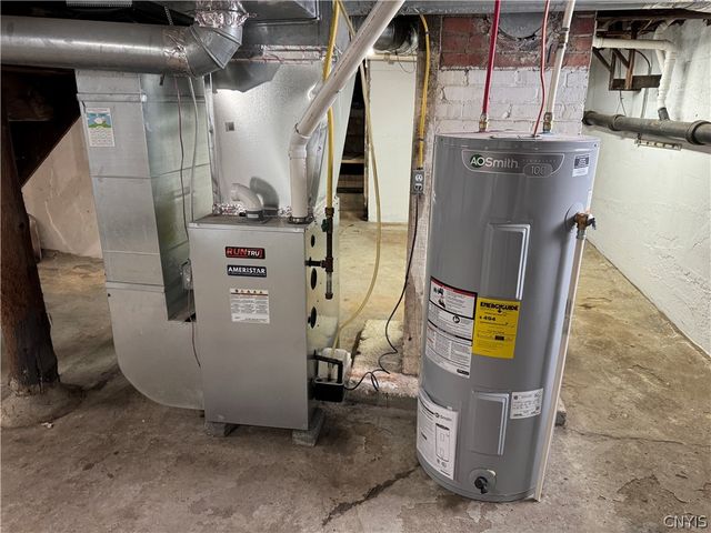 377 Lillian Avenue 79, Syracuse, NY 13206