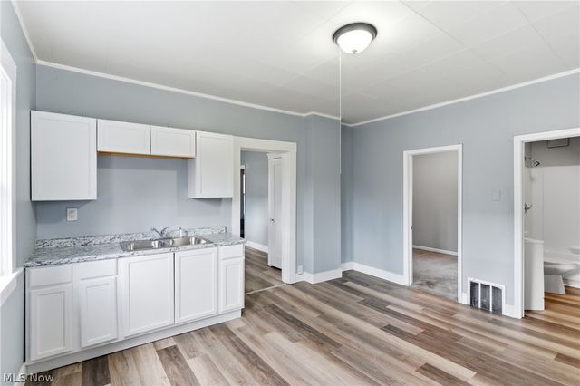 3359 E 65th Street, Cleveland, OH 44127