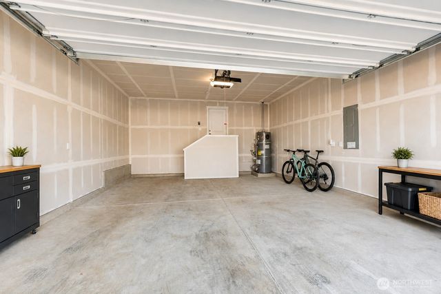 4924 87th Drive NE, Marysville, WA 98270