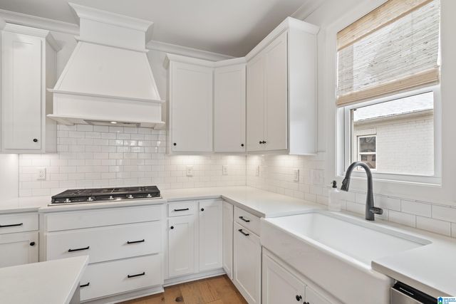 2216 OLD GOULD RUN, Hoover, AL 35244